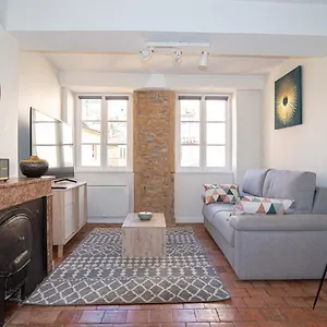 Apartment Moderne Et Cosy Au Coeur De Saint-jean Ail, Lyon